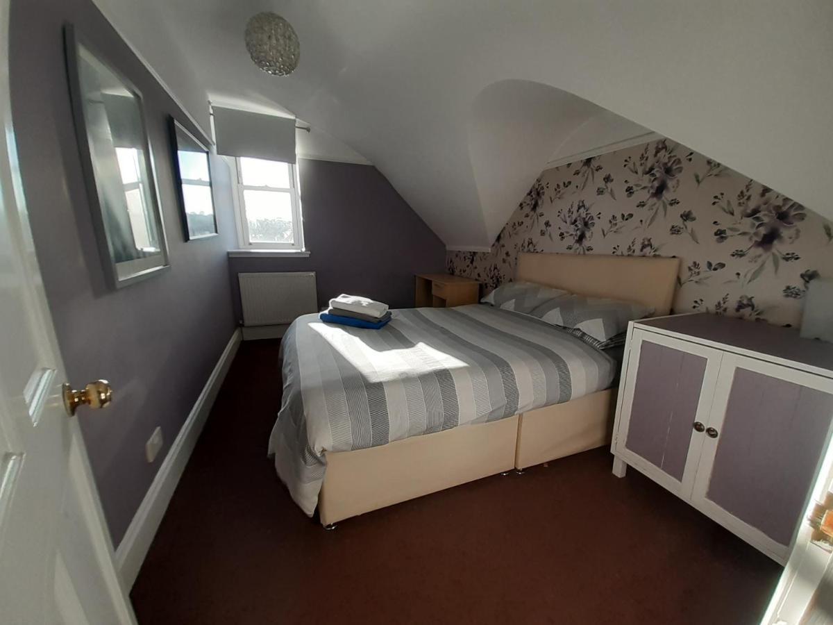 Апартаменты Carvetii - Halite House - 3 Bed House Sleeps Up To 5 People Tillicoultry Экстерьер фото